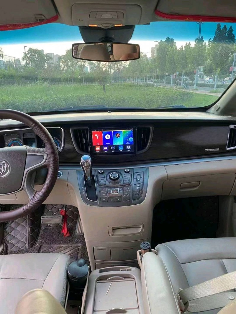 济南11年别克GL85