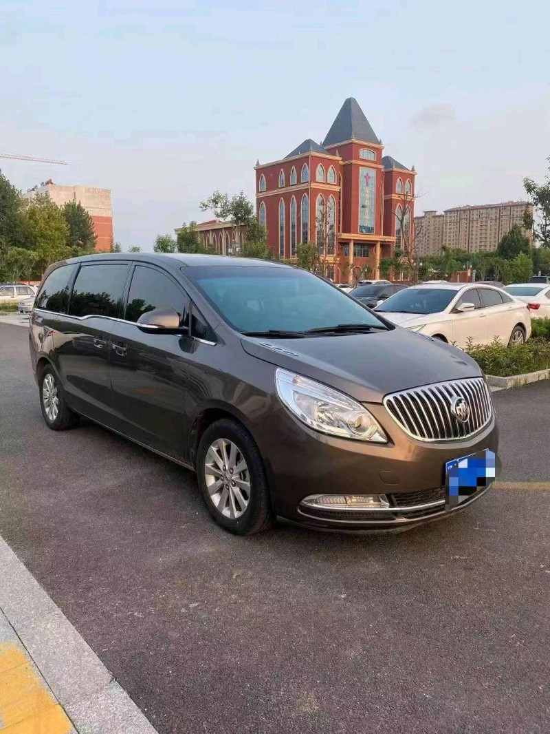 济南11年别克GL88