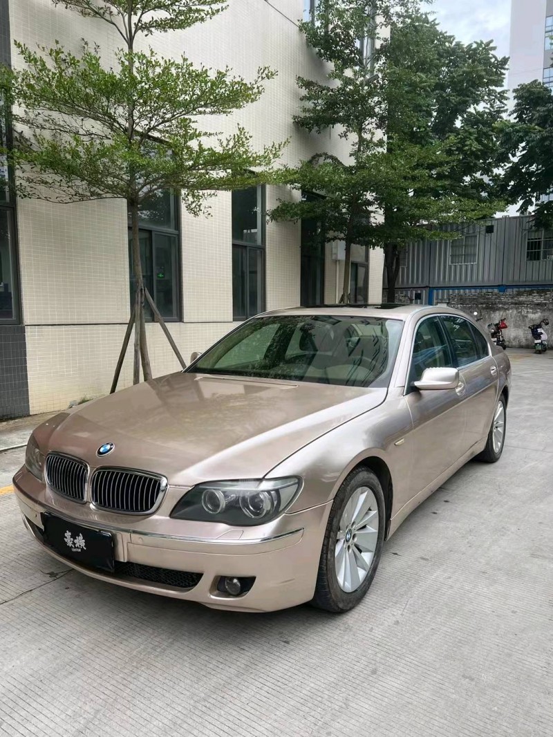 佛山05年宝马7系3