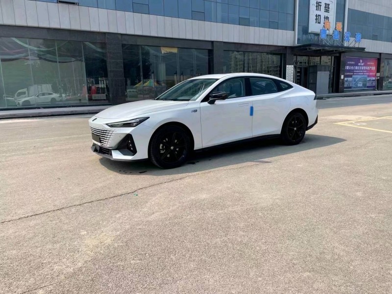 菏澤23年長安汽車UNI-V3