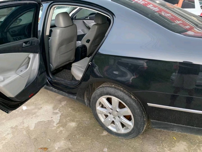 济南11年大众迈腾3