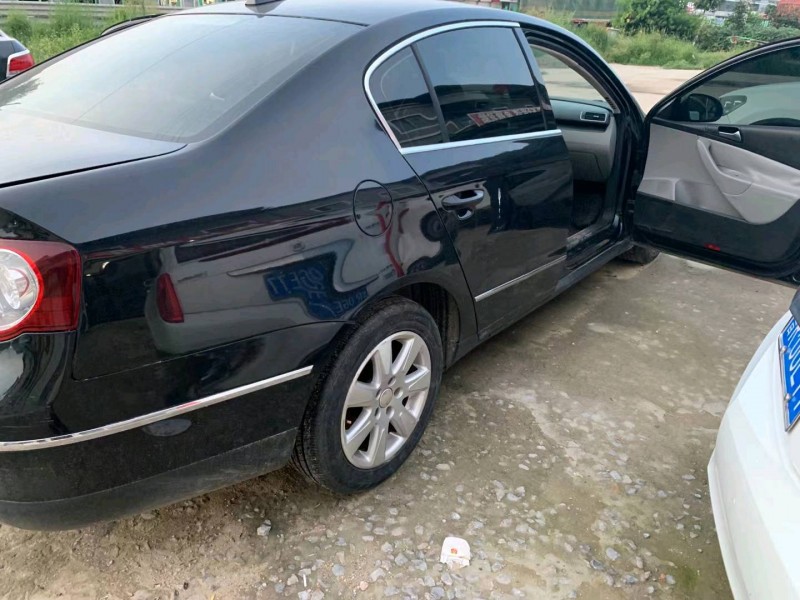 济南11年大众迈腾5