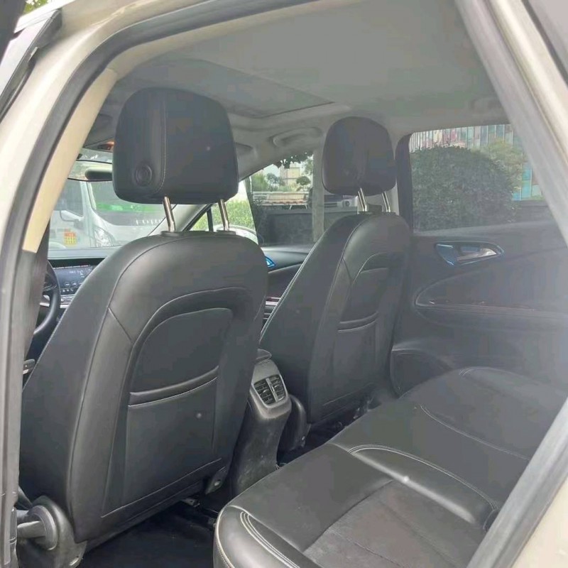 枣庄20年别克威朗6