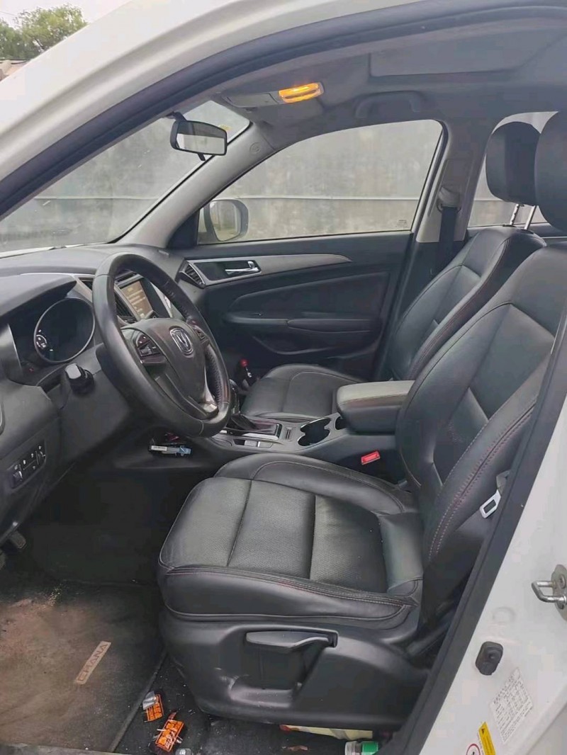 东营15年长安汽车CS758