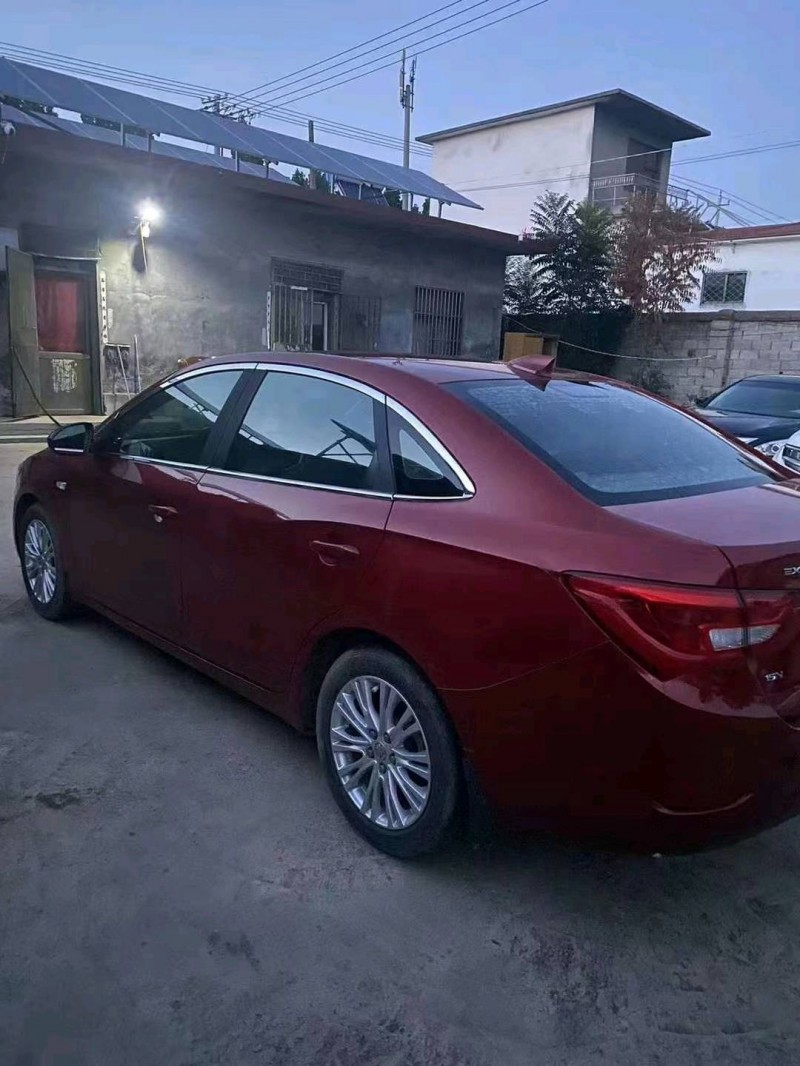 枣庄16年别克英朗GT3