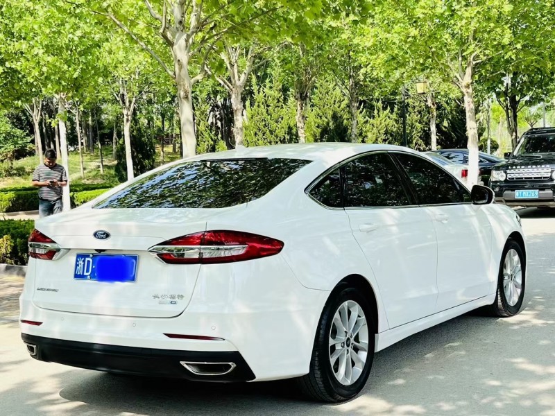 聊城21年福特蒙迪欧5