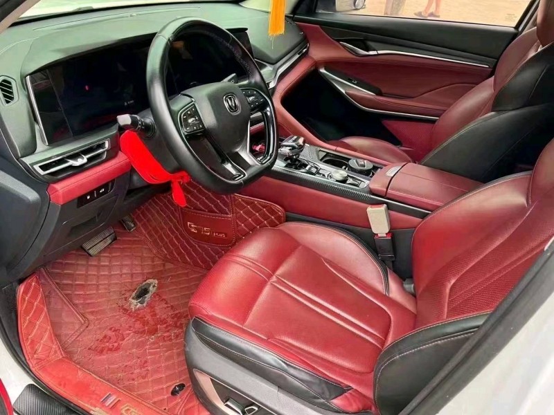 邵阳20年长安汽车CS757