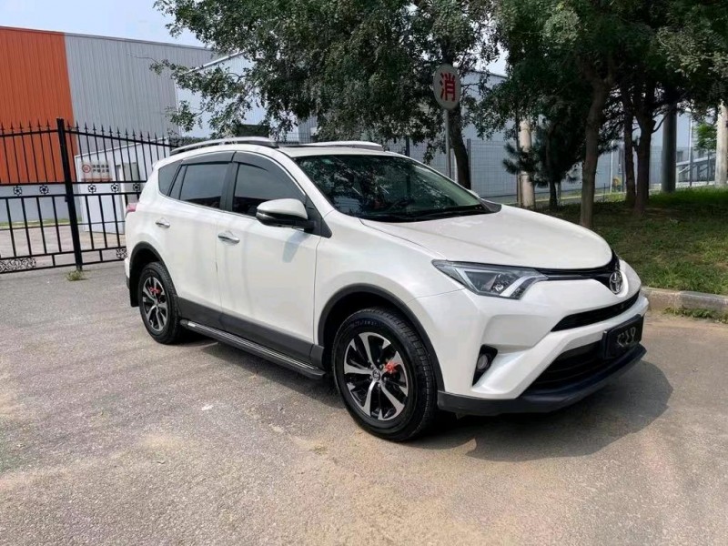 沈阳19年丰田RAV4荣放4