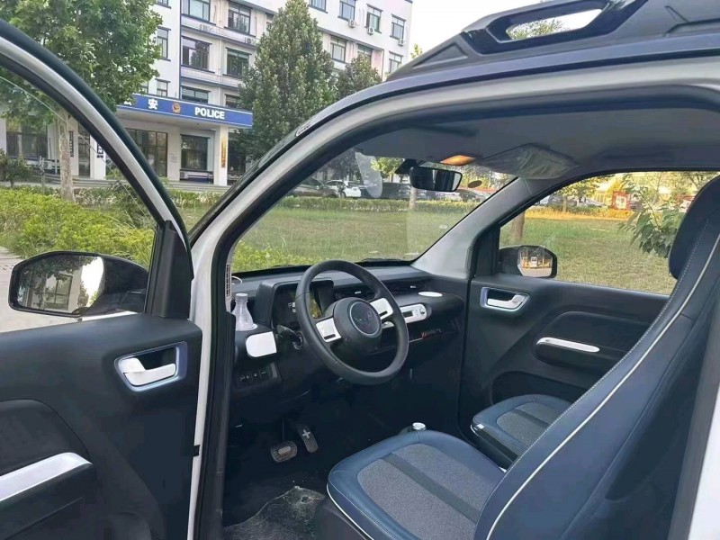 東營23年五菱汽車宏光MINI EV6