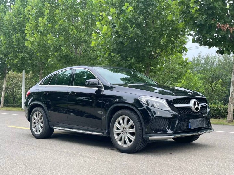 徐州19年奔驰GLE2