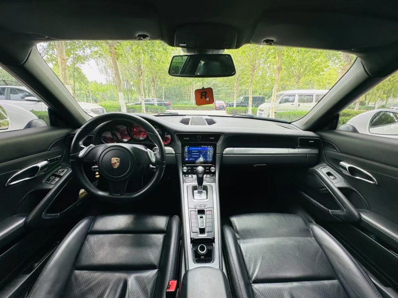 聊城14年保时捷9118