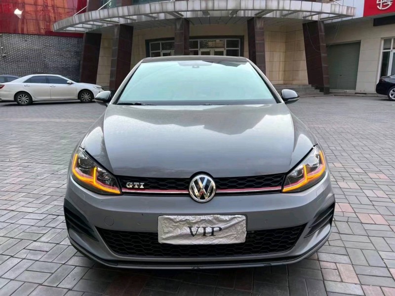 唐山18年大眾高爾夫1