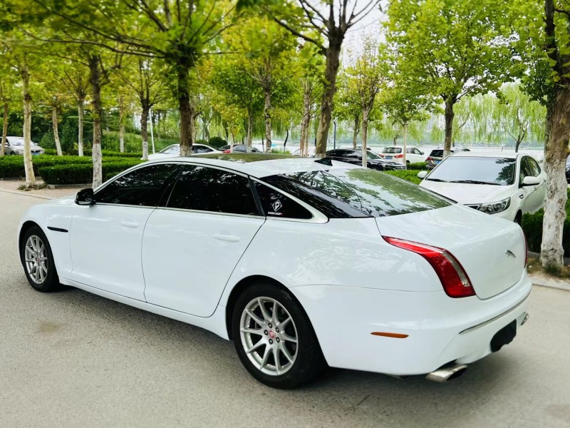 聊城13年捷豹XJL7