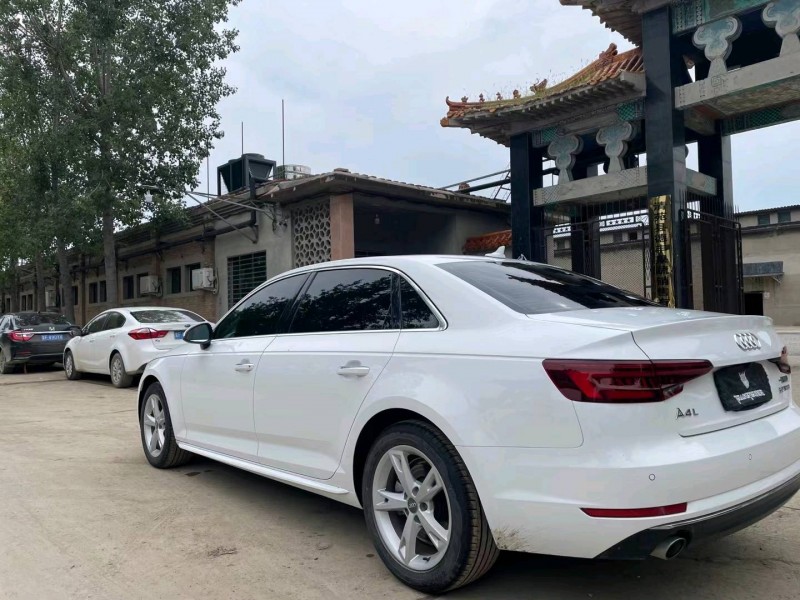 保定18年奥迪A4L8