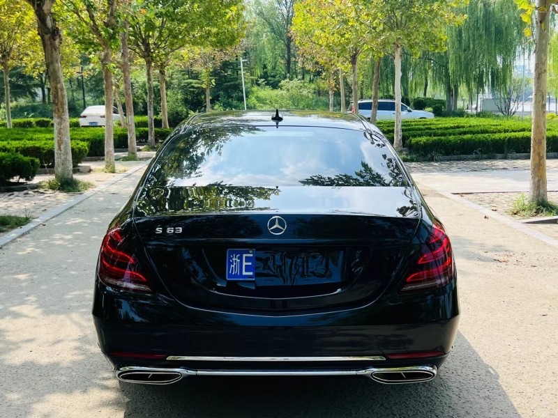 聊城14年奔驰S8