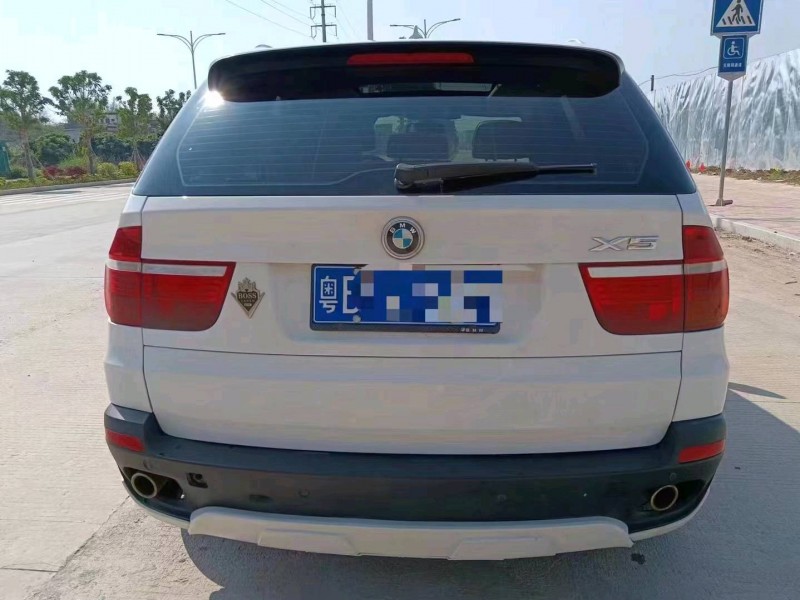 佛山10年宝马X59