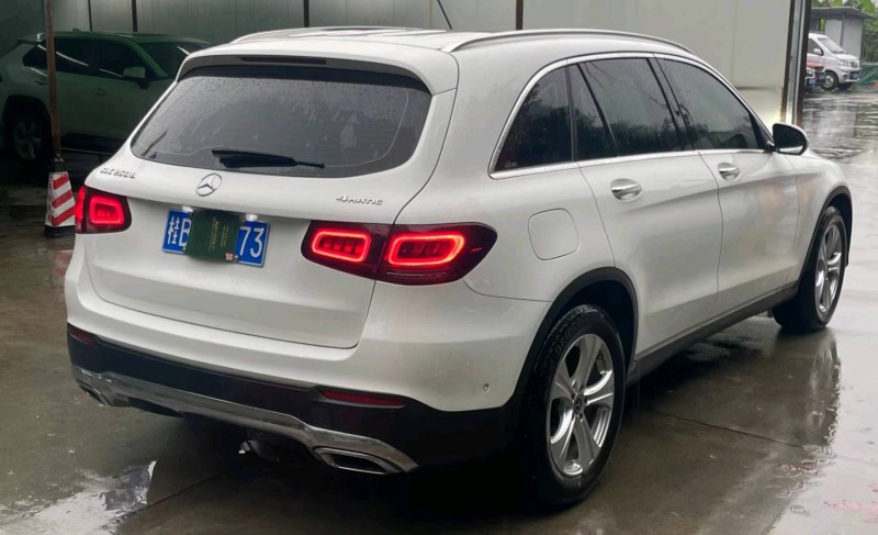 广州19年奔驰GLC7
