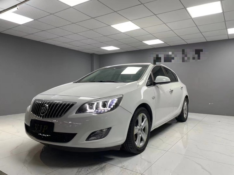 成都13年别克英朗3