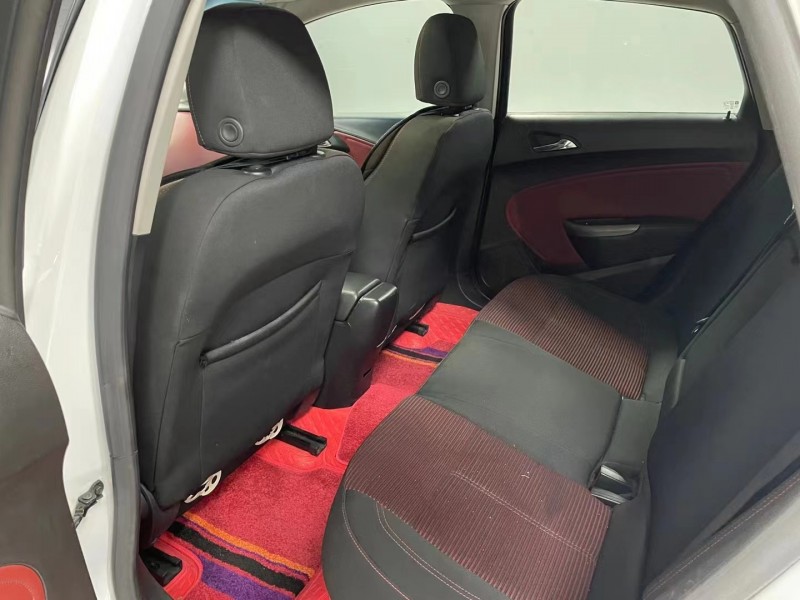 成都13年别克英朗5