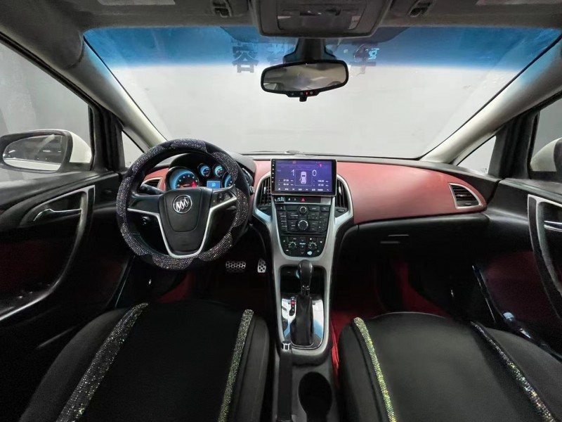 成都13年别克英朗6