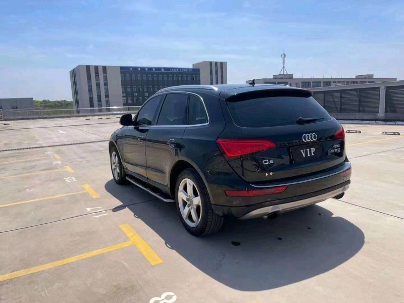 嘉兴14年奥迪Q57
