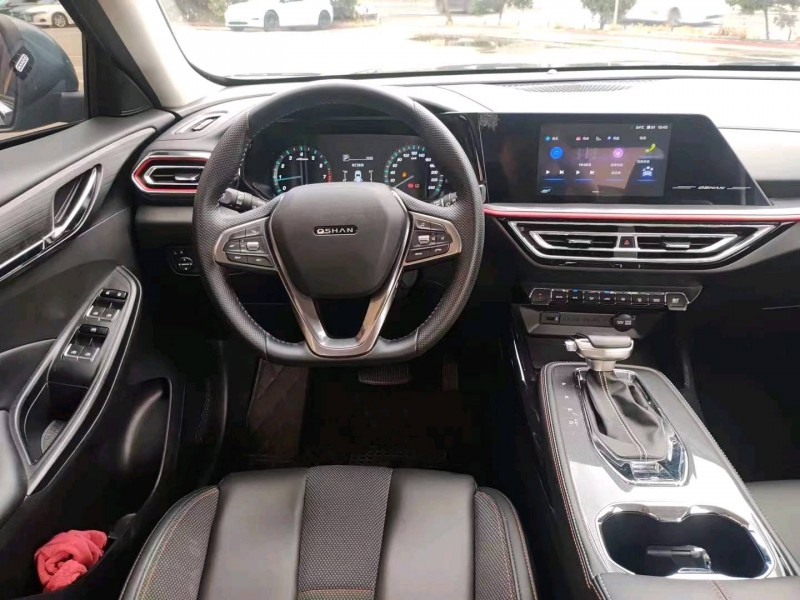 汕头22年长安汽车欧尚8