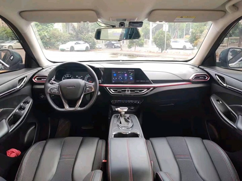 汕头22年长安汽车欧尚9