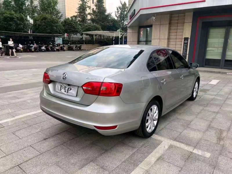 衡阳13年大众速腾7