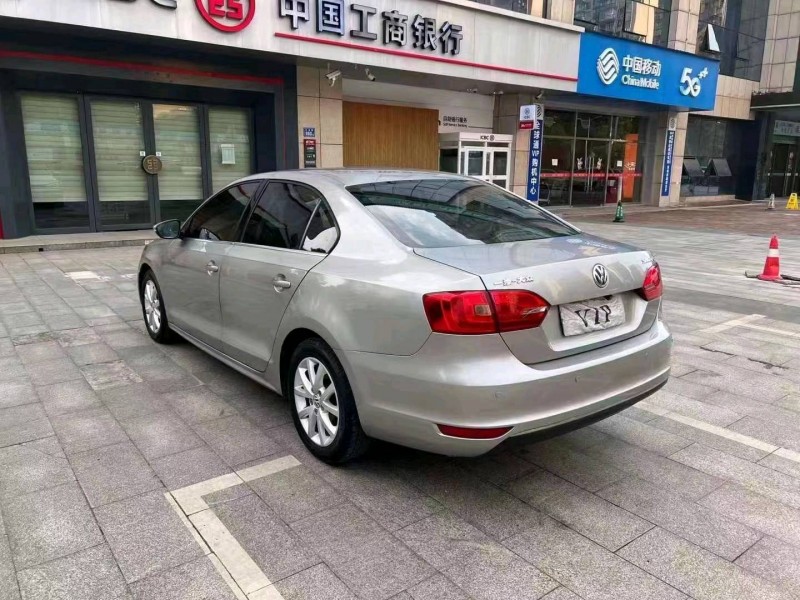 衡阳13年大众速腾9
