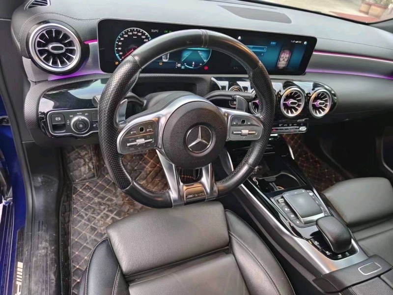 枣庄20年奔驰AMG3