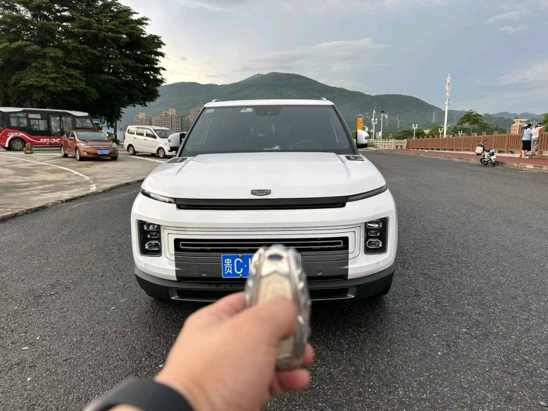 广州21年吉利帝豪1