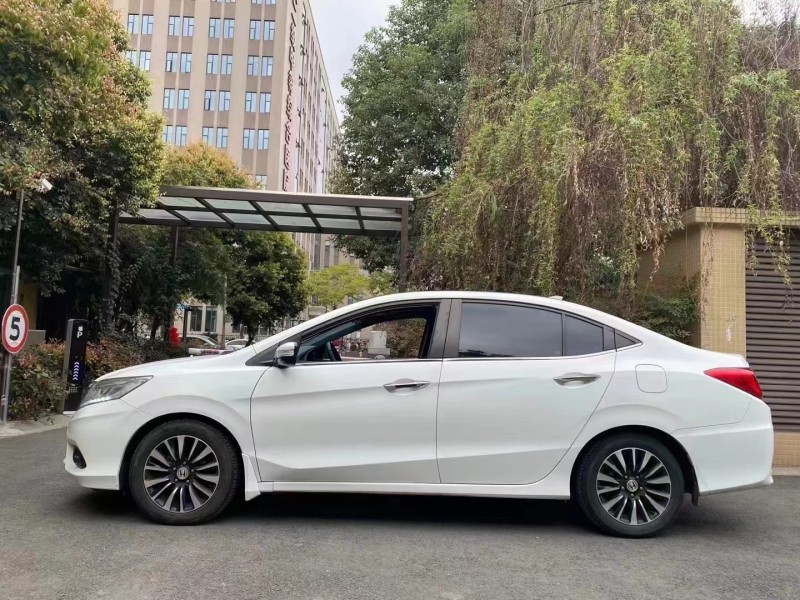 成都15年本田凌派5