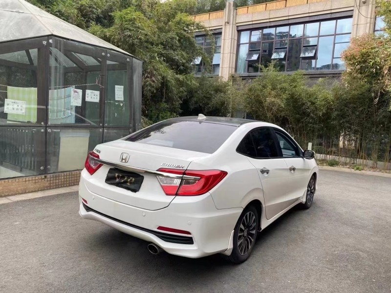 成都15年本田凌派8