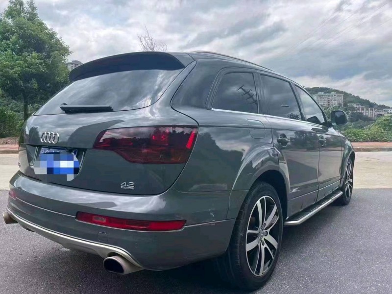 莆田10年奧迪Q76