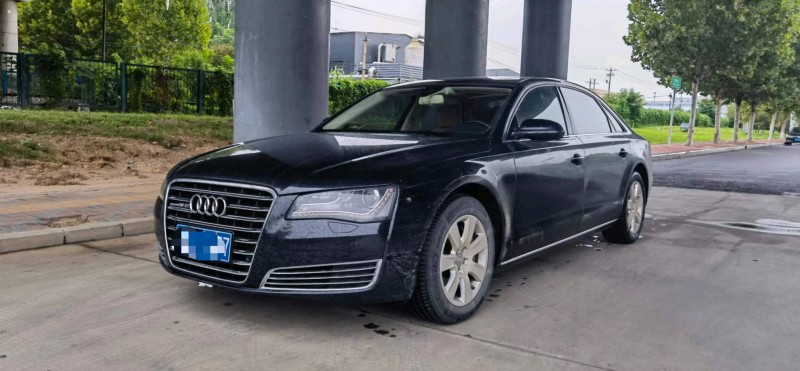 嘉兴14年奥迪A8L7