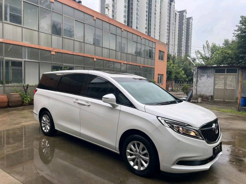 济宁20年别克GL82