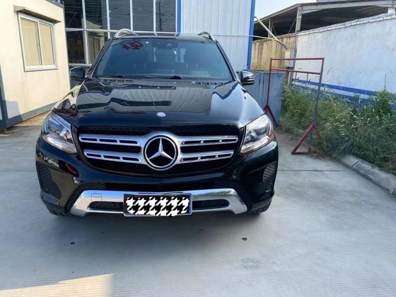 东营17年奔驰GLC1