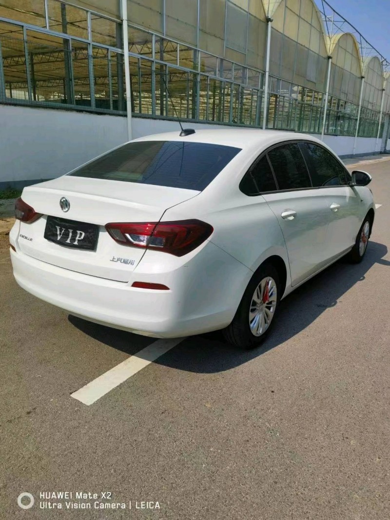 枣庄21年别克凯越8