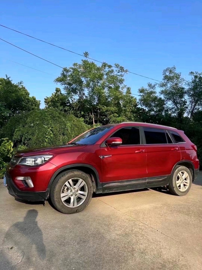 枣庄16年长安汽车CS754