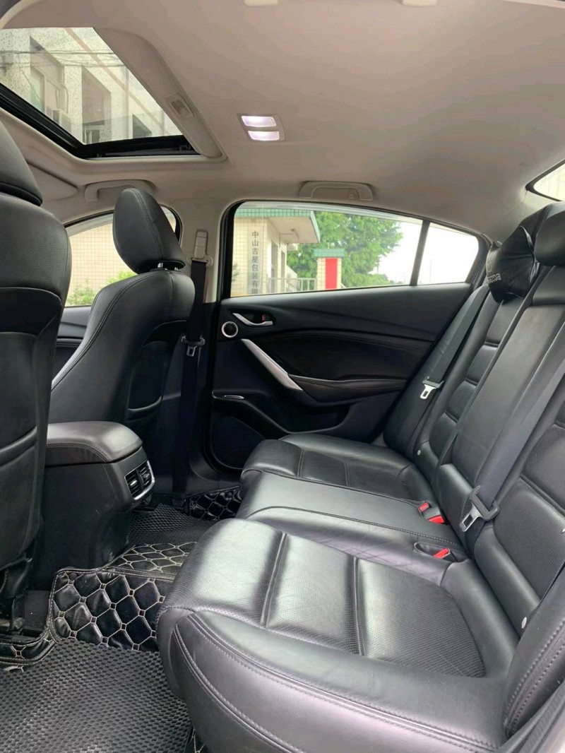中山17年马自达阿特兹6