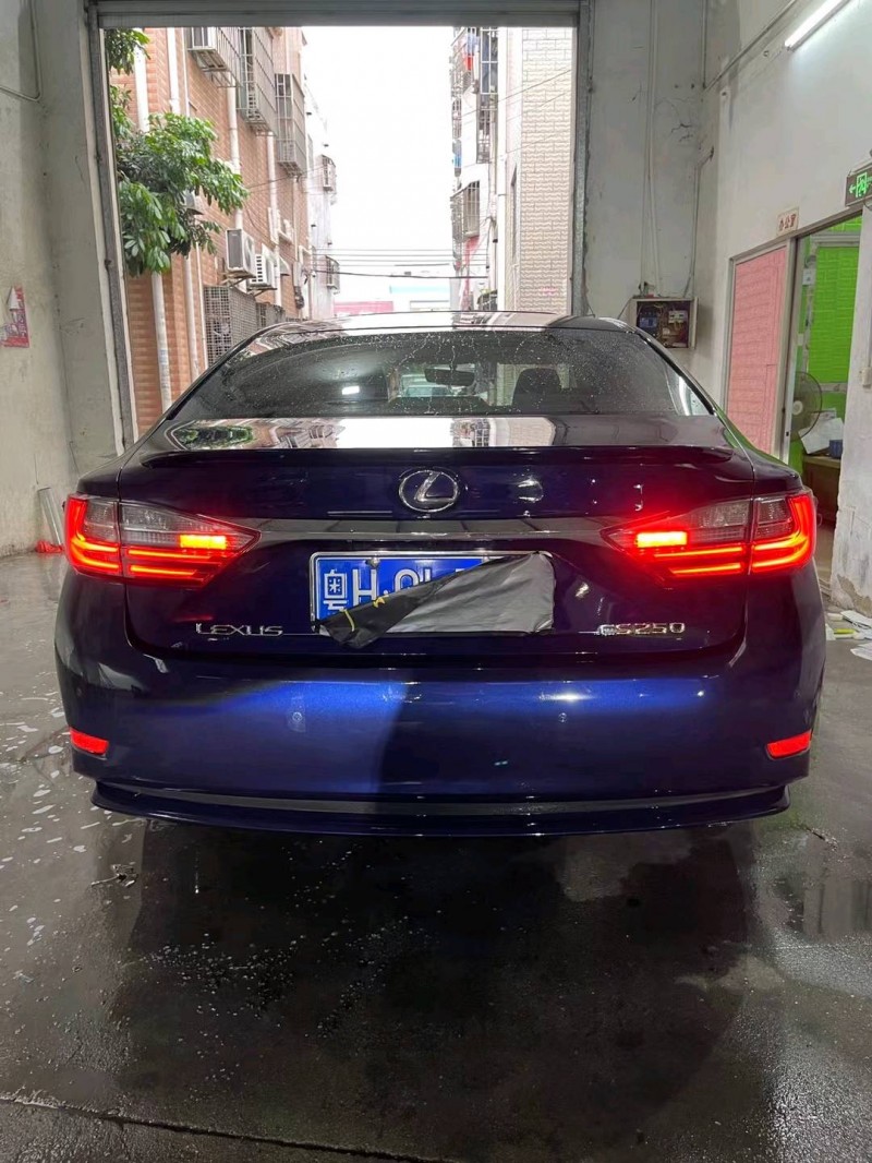 中山16年雷克萨斯ES6