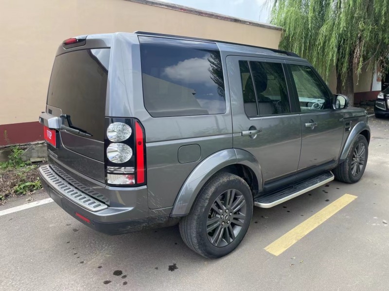 青岛17年路虎发现4