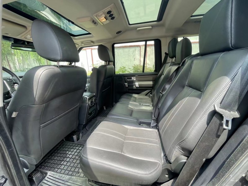 青岛17年路虎发现6