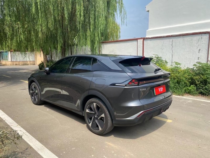 青岛23年长安汽车深蓝5