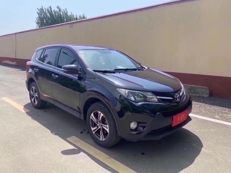 青岛16年丰田RAV43