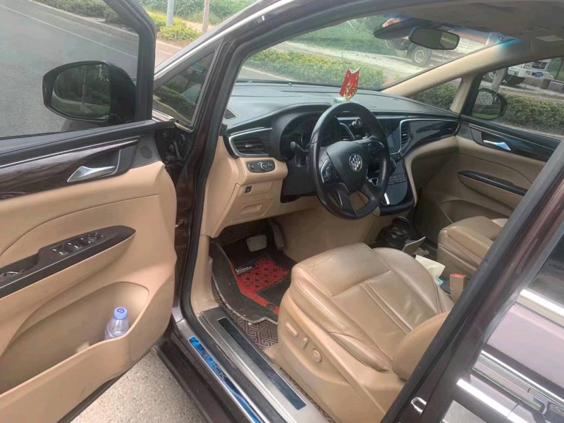 枣庄18年别克GL86