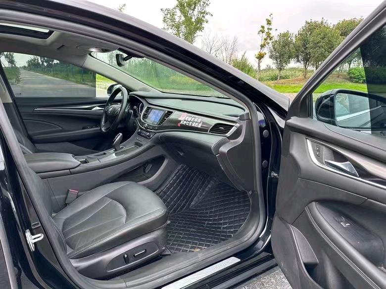 盐城21年别克君越5