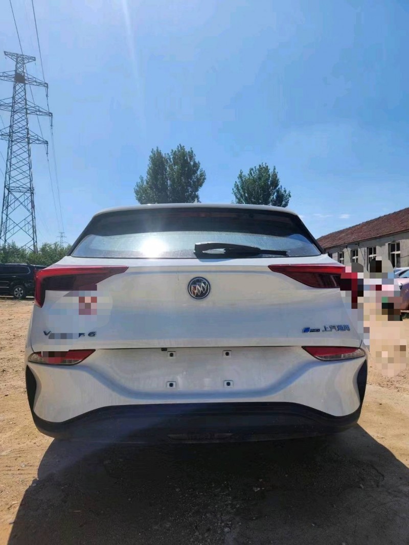 青岛23年别克微蓝7