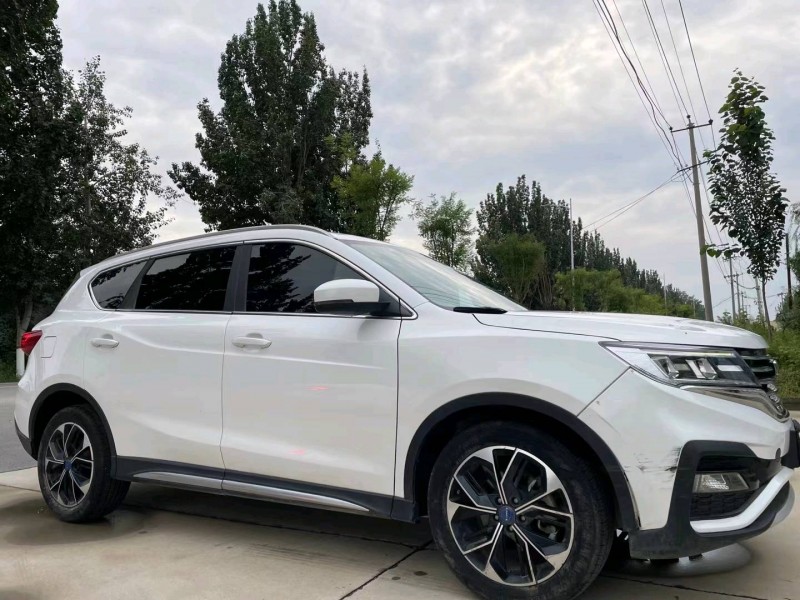 保定19年君马汽车SEK52