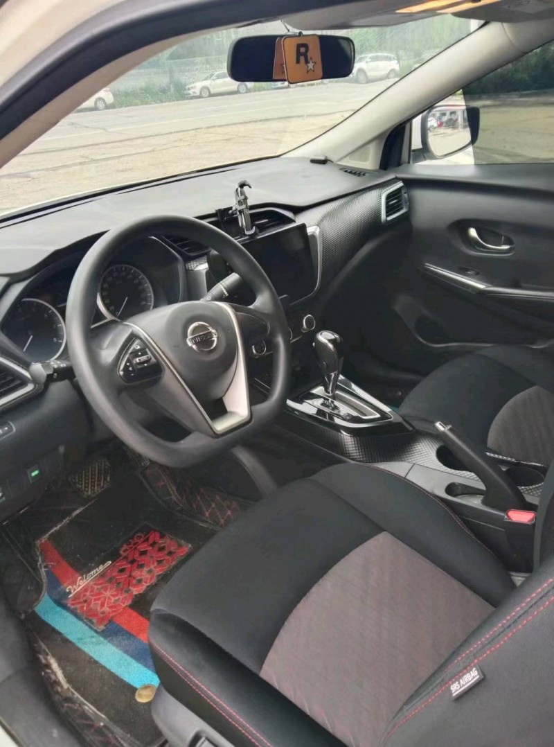 保定19年日产蓝鸟5